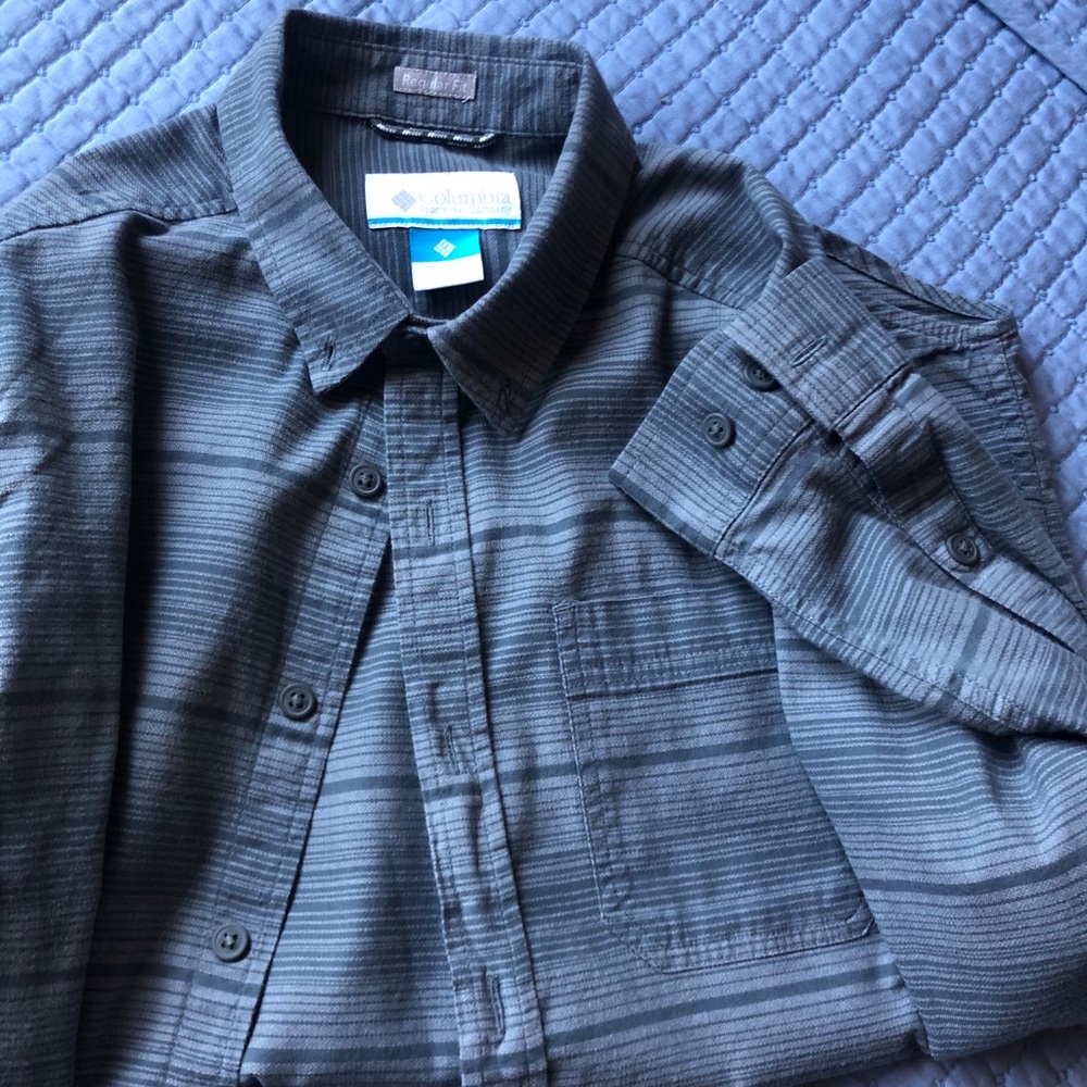 Men’s Columbia Long Sleeve Button Down
